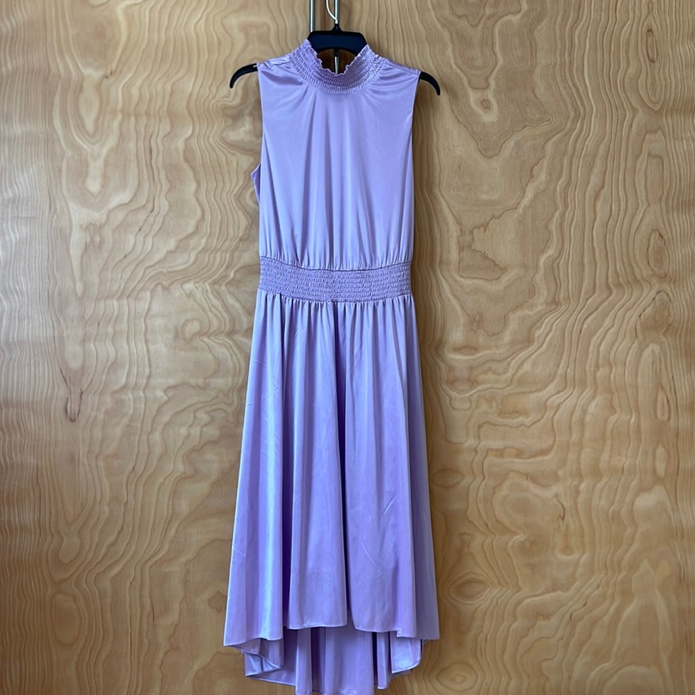 Silky Nanette Lepore Sleeveless Halter Lavender MIDI Dress w waist details